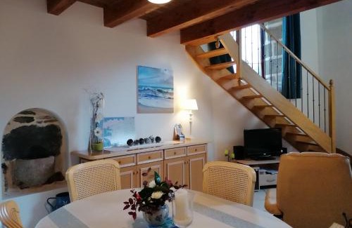 Briec Maison | Gîte Atypique Dans Une Chapelle