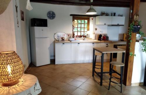 Le Chatelet Maison | Gîte au calme avec verger, à proximité de randonnées et sites culturels - FR-1-586-9