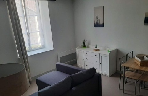 Vouecourt Appartement | Gîte au Coeur D'un Joli Village Arboré et Situé en Bordure de Marne