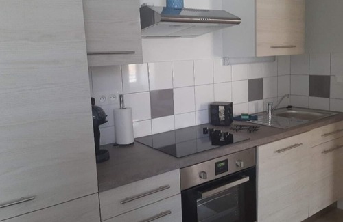 Vouecourt Appartement | Gîte au Coeur D'un Joli Village Arboré et Situé en Bordure de Marne