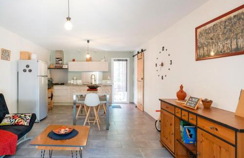 Baudignan Maison | Gîte Au Milieu D'un Airial