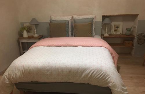 Chateldon Maison | Gîte Au petit bonheur