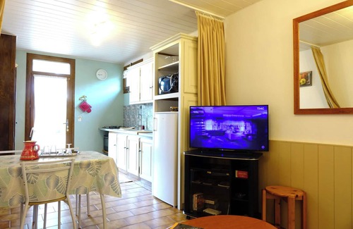Campagne Appartement | gîte Au Pré des Sources à côté château de Campagne