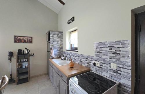Sainte-Sabine-Born Maison | Gîte Authentique Calme avec Piscine et Jardin Privé - FR-1-616-474