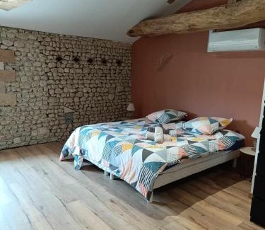 Saint-Aulais-la-Chapelle Appartement | Gîte avec piscine au cœur de la campagne