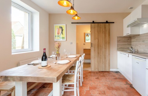 Bieville-Beuville Maison | Gîte Avec Jacuzzi Chic & Cosy Entre Caen et les Plages du Débarquement Normandie