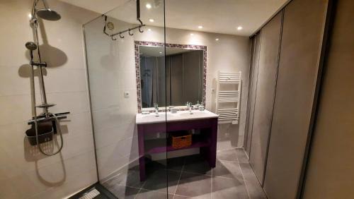 Cros Maison | Gîte avec piscine et jacuzzi partagés en Cévennes