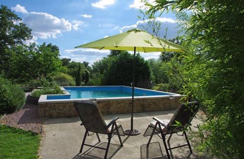 Ygrande Maison | Gîte avec piscine sainte anne