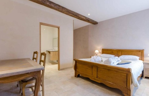 Balnot-sur-Laignes Maison | Gîte Balnot-sur-Laignes, 7 pièces, 15 personnes - FR-1-543-188