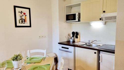 Boulleville Appartement | Gîte Bulle de détente-Aux Portes d'Honfleur avec piscine couverte