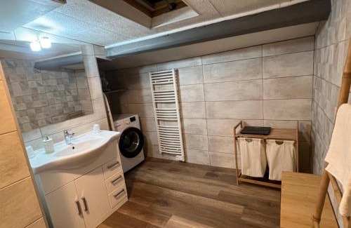 Saint-Martin-de-Valgalgues Maison | Gîte cévenol avec SPA et Piscine privatifs