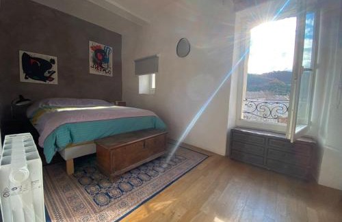 Meyrannes Maison | Gîte cévenol de caractère tout équipé, piscine, aire de jeu et jardin