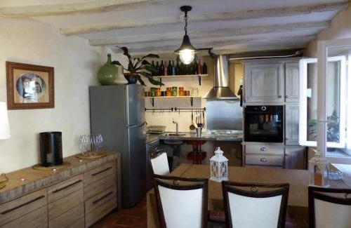 Vicq Maison | Gîte chaleureux à la ferme près de Vulcania avec jardin et activités enfants - FR-1-489-166