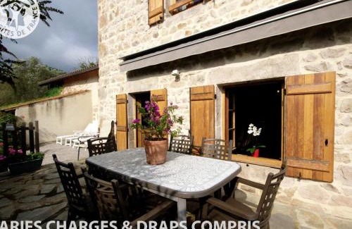 Perigneux Maison | Gîte chaleureux 3 ch, jardin, animaux admis, garage, wifi - FR-1-496-5