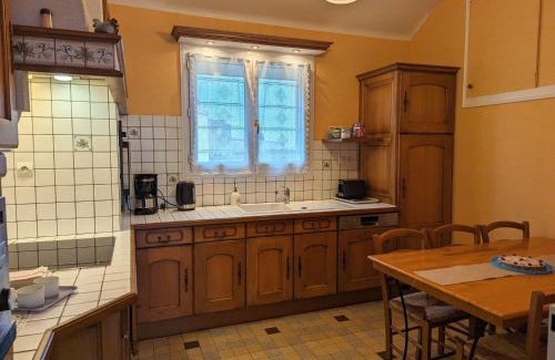 Cesarville-Dossainville Maison | Gîte chaleureux en pleine campagne avec cour privée, vélos, ping-pong et à 1h de Paris - FR-1-590-22