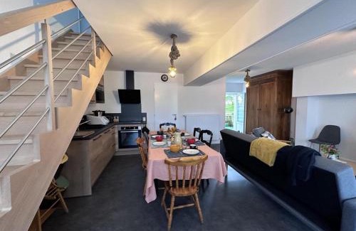 Buxieres-les-Mines Maison | Gîte Champêtre avec Animaux, Spa et Tout Confort en Pleine Nature Bourbonnaise - FR-1-489-539