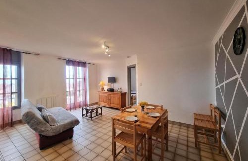 Saint-Andre-dʼApchon Maison | Gîte charmant à Saint-André-d'Apchon, animaux admis - FR-1-496-366