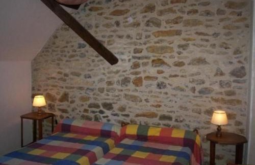 Joue-l'Abbe Maison | Gîte charmant avec cheminée, jardin privé et 3 chambres dans un ancien corps de ferme - FR-1-410-128