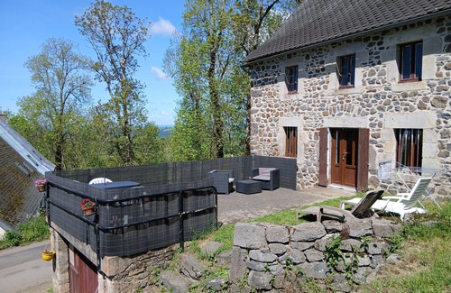Montgreleix Maison | Gîte chez Jeantou à Montgreleix