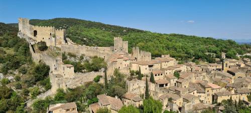 Saint-Montan Appartement | Gîte climatisé "Baugallo Pastourelle"