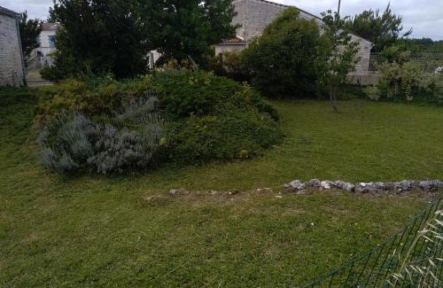 Pons Maison | Gîte climatisé * Le Pigeonnier