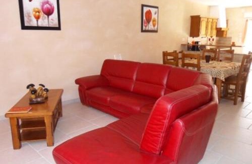 Lafrancaise Maison | Gîte Coccinelle - Sauna,Jacuzzi,Calme