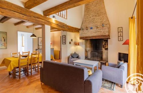 Montilliers Maison | Gîte confortable 2 chambres avec jardin, animaux admis, Wifi, parking - FR-1-622-80