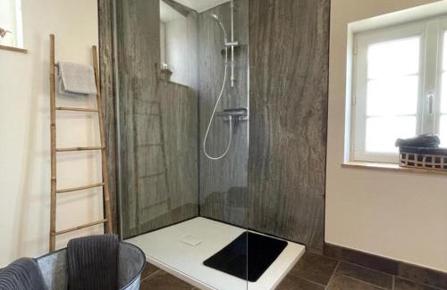 Louchy-Montfand Maison | Gîte Contemporain pour 4 avec Piscine Chauffée et Bureau à Proximité des Sites Historiques - FR-1-489-444