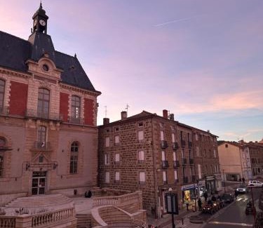 Langeac Maison | Gîte Cosy - 72m2 - Hyper Centre - Tout équipé