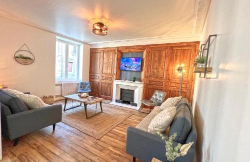 Poncin Maison | Gîte cosy avec Jacuzzi classé 3 étoiles