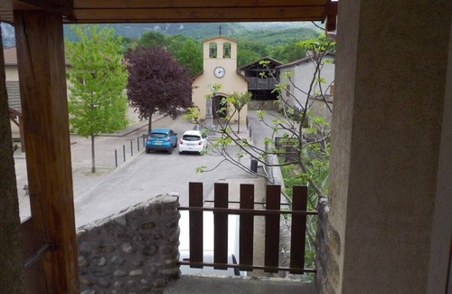 Beauvoir-en-Royans Maison | Gîte d'étape pour groupes 14 personnes - sportifs, randonneurs, familles