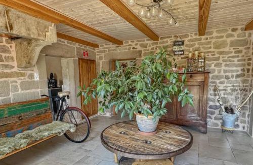 La Lanterne-et-les-Armonts Maison | Gîte du Bois des Hauts : Confort en pleine nature, proche Plateau des 1000 Étangs - FR-1-583-439