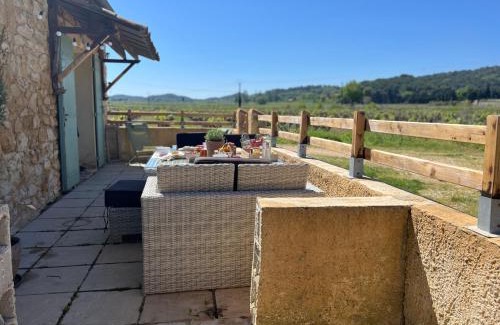 Pont-Saint-Esprit Maison | Gîte d'ysée au milieu des vignes