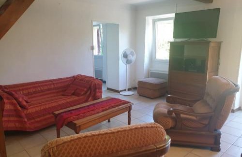 Saint-Honore-les-Bains Maison | Gîte dans Parc Naturel Proche Forêt & Spa - Parking Inclus