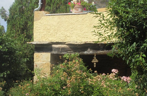 Savignac Maison | Gîte dans maison en pierre, avec piscine, à la campagne, proche Villefranche.