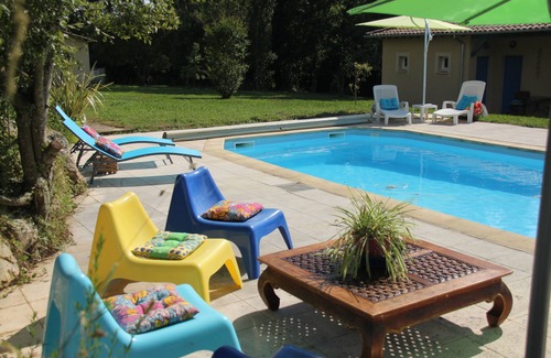 Eauze Appartement | Gîte de Bodhi 2 pers - Piscine, confort & Nature - Au Petit Bernerot