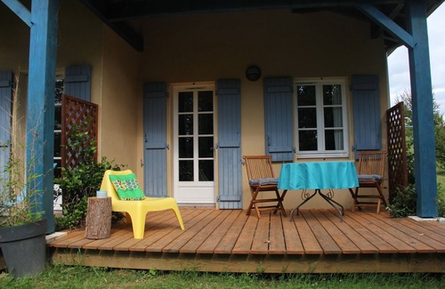Eauze Appartement | Gîte de Bodhi 2 pers - Piscine, confort & Nature - Au Petit Bernerot