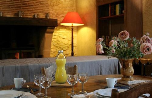 Saint-Capraise-d'Eymet Appartement | Gîte de charme en Périgord avec piscine, jardin, wifi et équipements complets - FR-1-616-321
