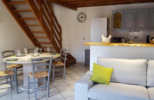 Pilat Rhodanien Maison | Gîte de charme avec piscine privée, terrasse et cour close à Saint-Appolinard - FR-1-496-202