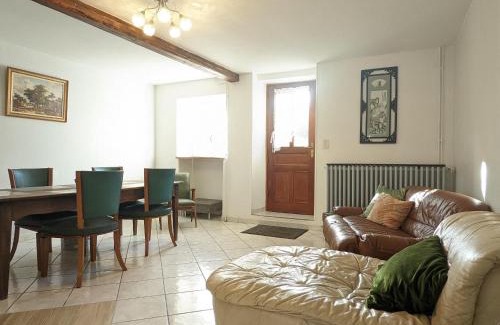 Vauvillers Maison | Gîte de charme avec jardin à Vauvillers - FR-1-583-435