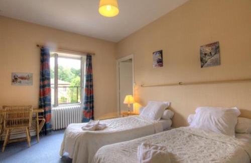 Parigny Maison | Gîte de Charme avec Parc, Tennis et Salle de Jeux près d'un Château à Parigny - FR-1-496-160