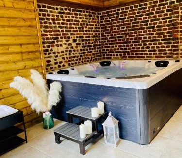 Esnes Maison | Gîte de charme avec SPA dans le magnifique château d'Esnes