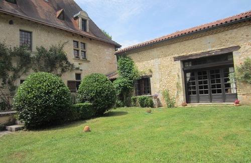 Champcevinel Maison | Gîte de charme en pleine nature