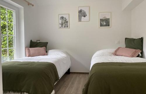 Andelu Maison | Gîte de charme près du Zoo de Thoiry, jardin clos, tout inclus, wifi, idéal famille. - FR-1-527-6