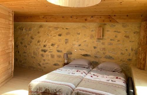 Barles Maison | Gîte de ferme équestre