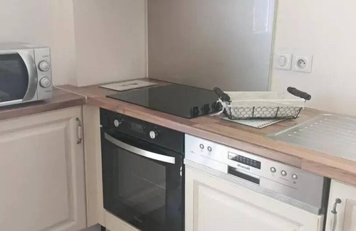 Saint-Yrieix-le-Dejalat Villa | Gîte de France 4 personnes