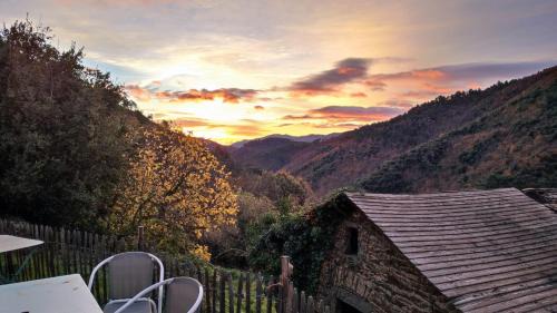 Saint-Privat-de-Vallongue Maison | Gîte de la Salamandre