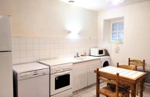 Champagnac-la-Noaille Appartement | Gîte de France à Champagnac-la-Noaille 3 épis - Gîte de France 4 personnes MAE-9884