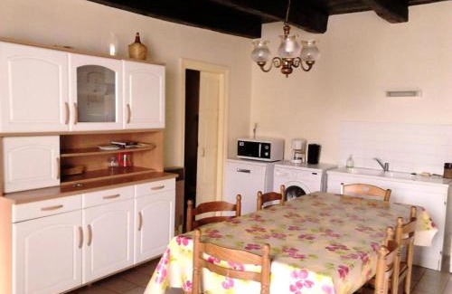 Couffy-sur-Sarsonne Appartement | Gîte de France à Couffy-sur-Sarsonne 2 épis - Gîte de France 7 personnes MAE-9124