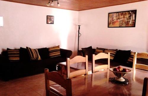 Couffy-sur-Sarsonne Appartement | Gîte de France à Couffy-sur-Sarsonne 2 épis - Gîte de France 7 personnes MAE-9124